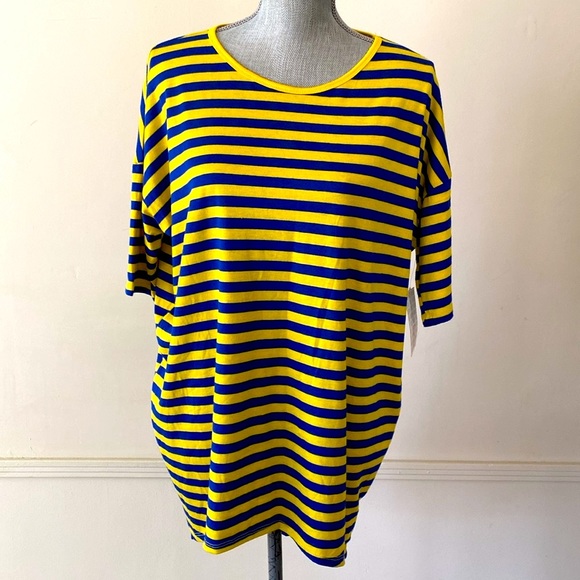 LuLaRoe “IRMA” HIGH-LOW TUNIC OVERSIZED TOP SIZE EXTRA SMALL 🌟NWT🌟 - Picture 2 of 11
